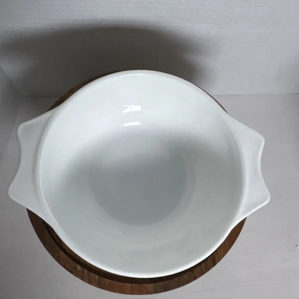 English Pyrex Country Autumn Casserole Dish